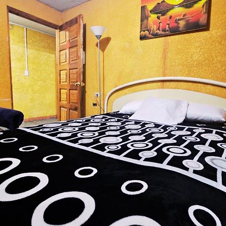 Rio Rooms City Center 케트살테낭고 외부 사진
